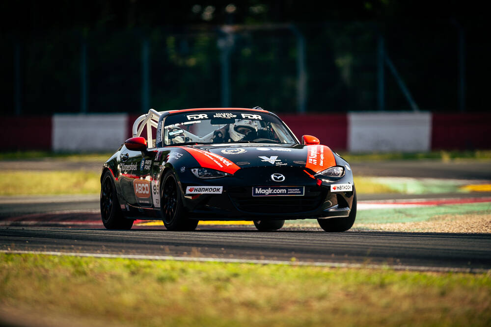 Heere raast naar pole in spannende kwalificatie op Zolder